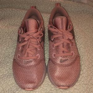 BRAND NEW Nike react sneakers